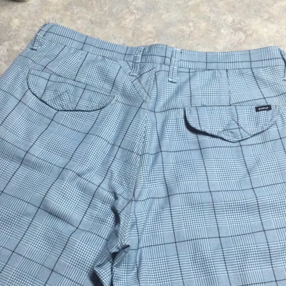 Split shorts - Picture 4 of 4